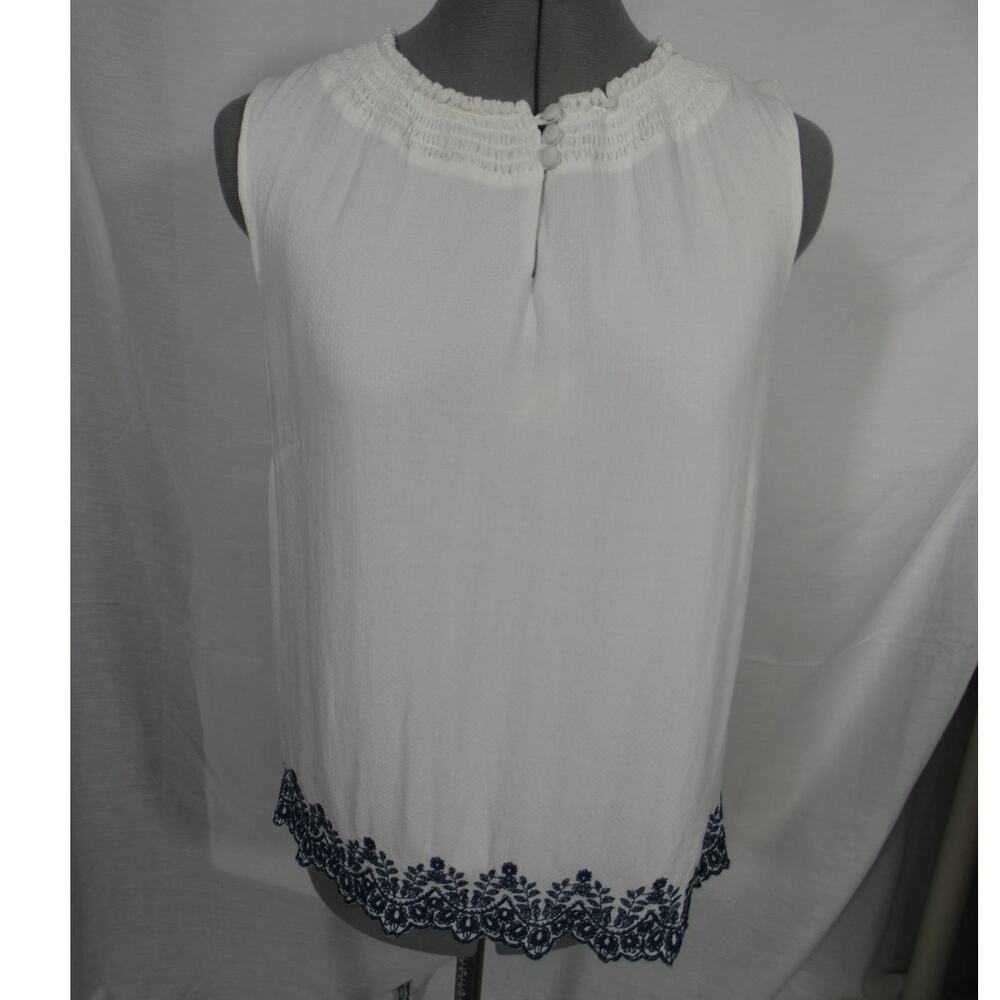 Draper James Medium Sleeveless Ivory Embroidered Stretchy Blouse Nautical